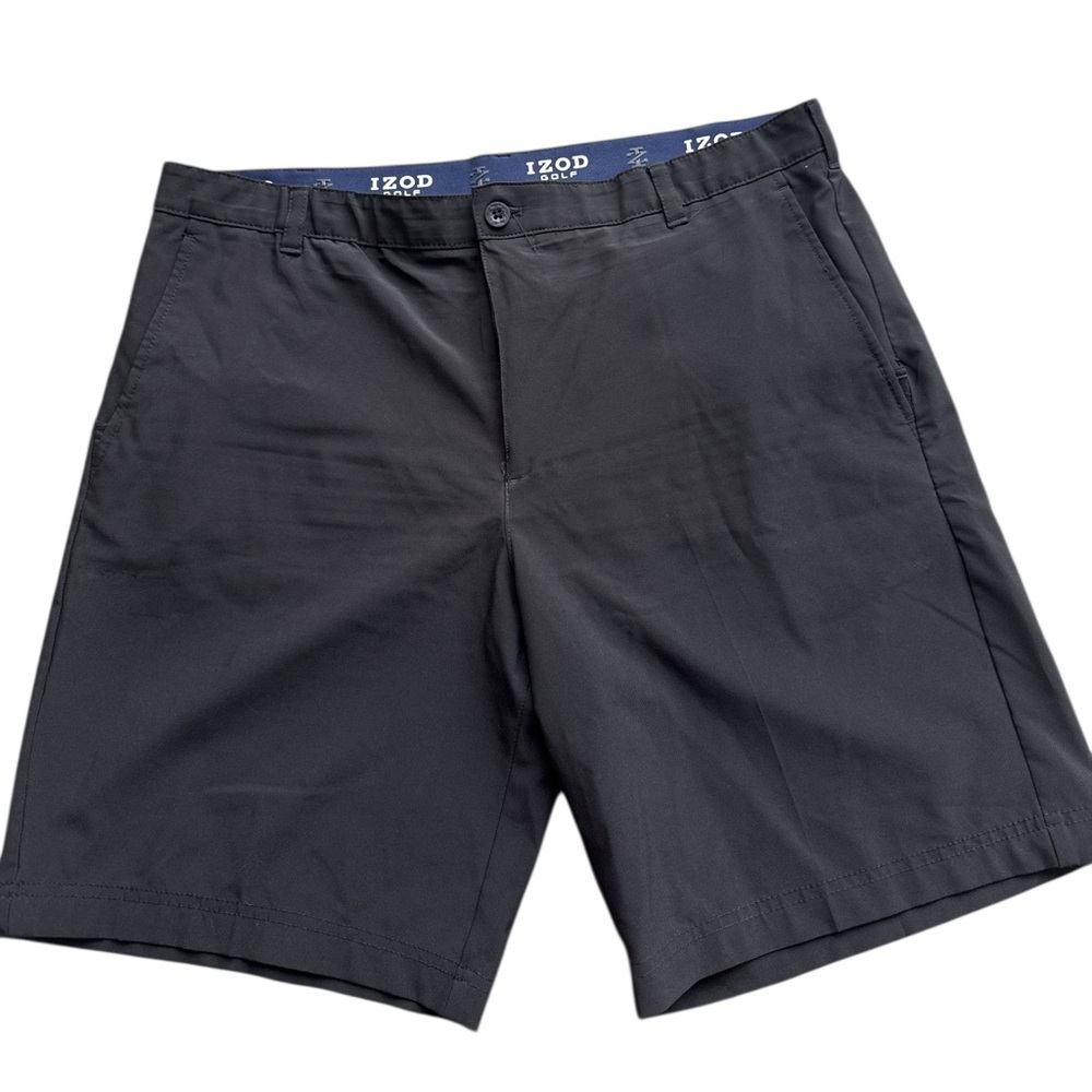Izod Men's Dark Gray Flat Front Shorts